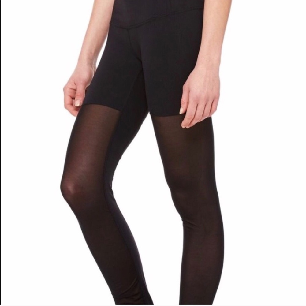 Alo mesh leggings size M